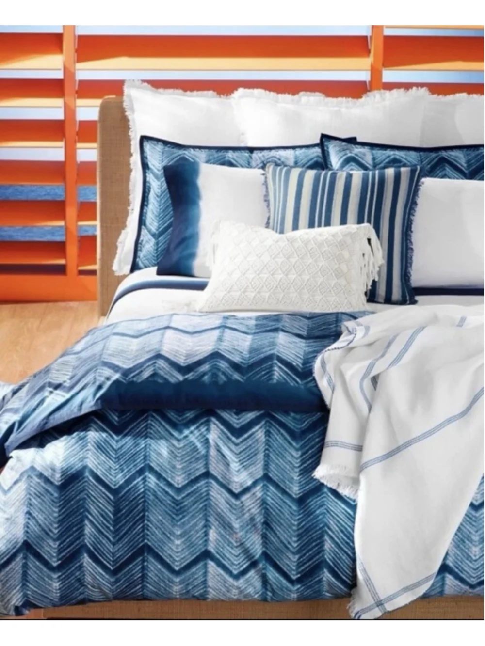 Ralph Lauren St. Jean Leanna Ombré Standard Pillowcases NWT 2 Cases